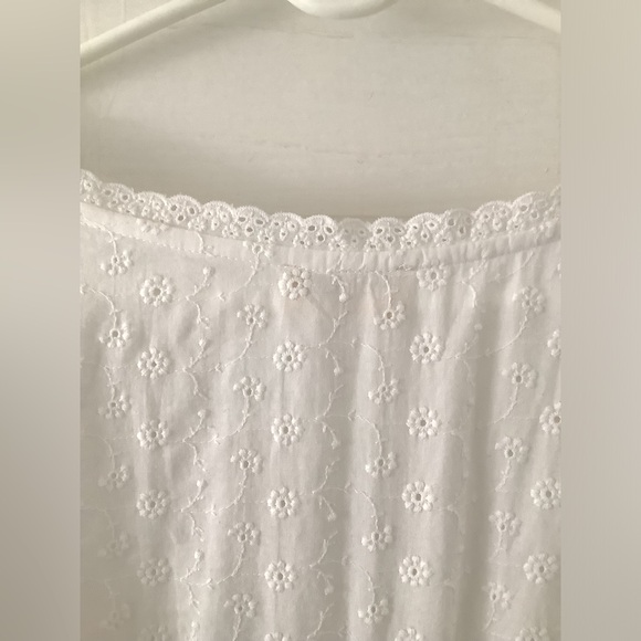 Elegant talisman White Embroidered Maxi Dress. - Picture 6 of 16